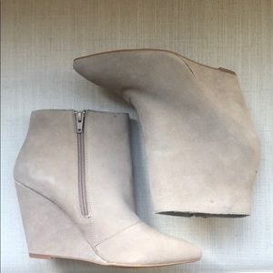 Seychelles Suede Bootie 8.5 - NEW